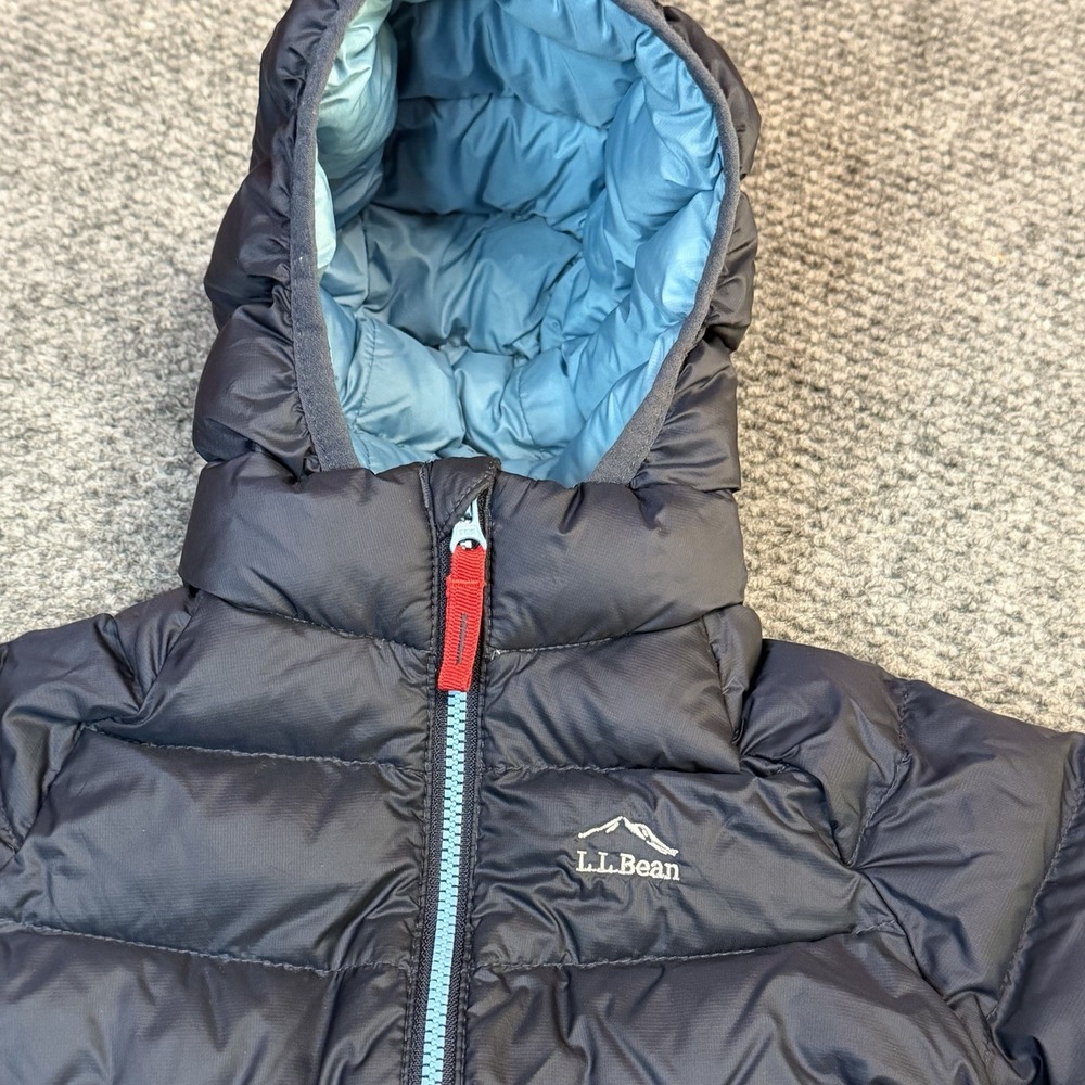 L.L. Bean 12-18 Month Ultralight 650 DownTek Jacket Navy Hooded Water Resistant - Picture 2 of 9